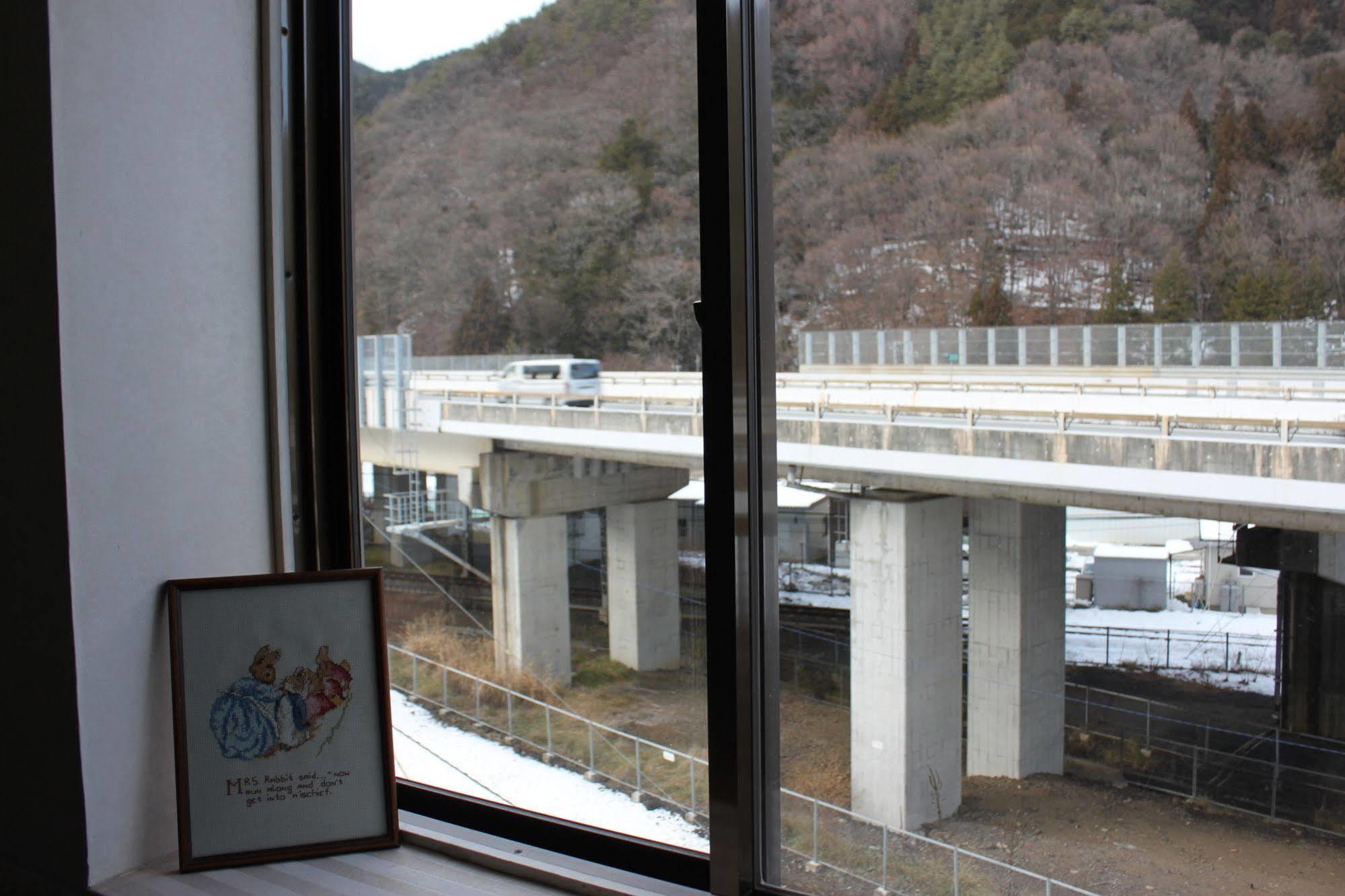 Business Hotel Fujimi Fujiyoshida Eksteriør bilde