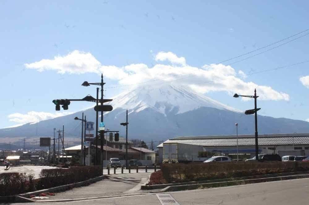 Business Hotel Fujimi Fujiyoshida Eksteriør bilde