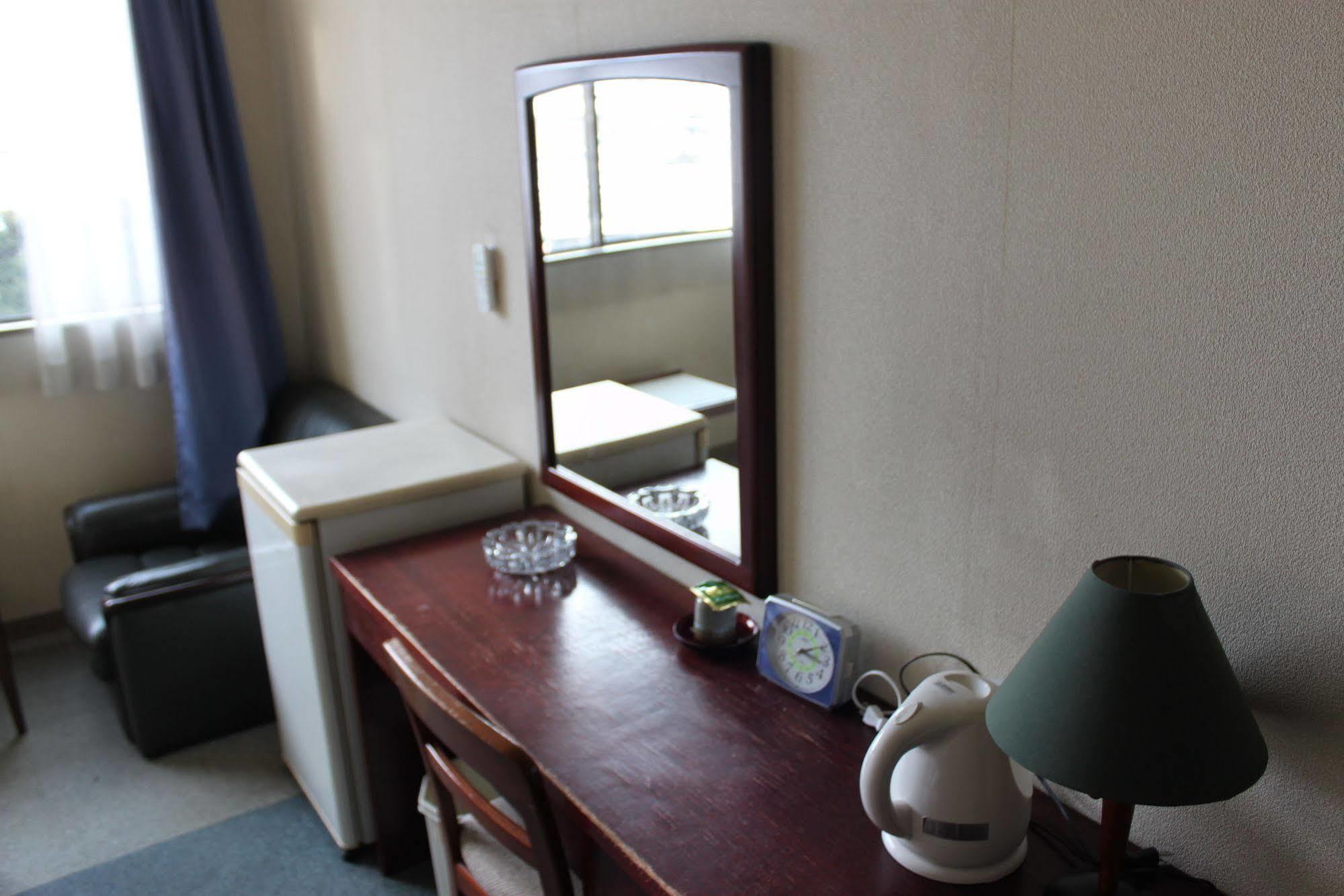 Business Hotel Fujimi Fujiyoshida Eksteriør bilde